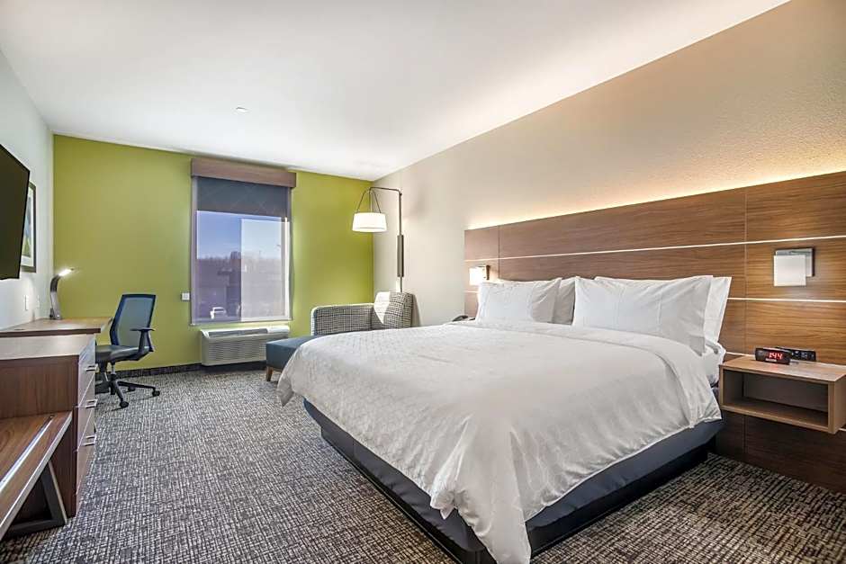 Holiday Inn Express & Suites East Tulsa - Catoosa By IHG