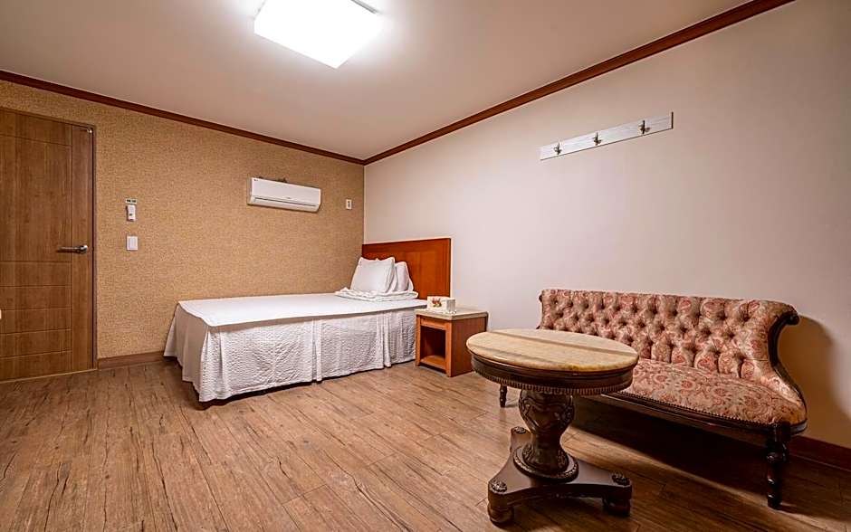 Yangji Park Hotel