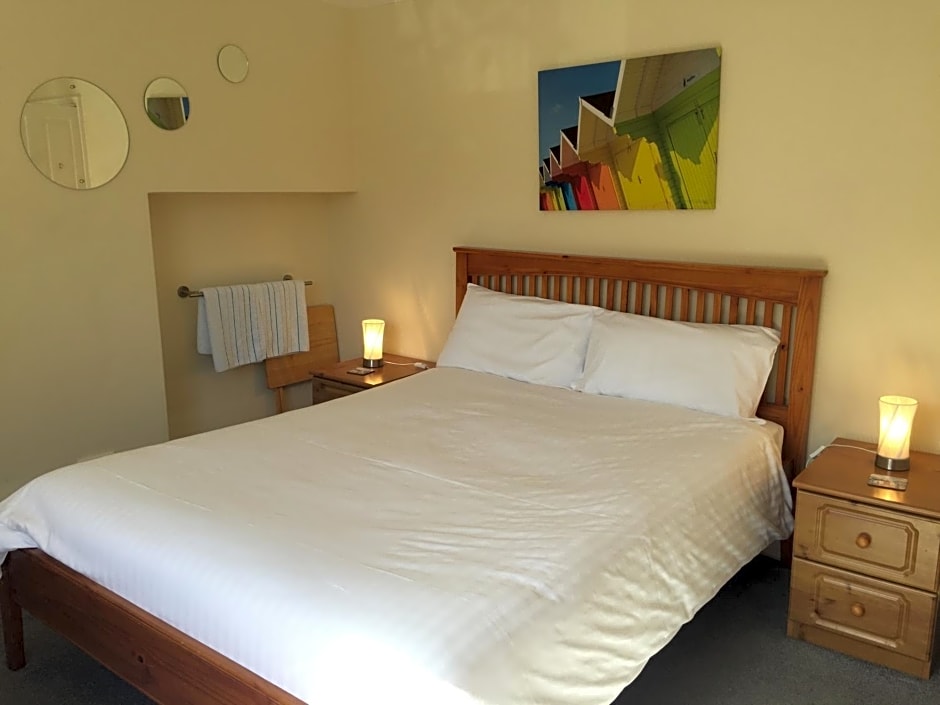 Barbican Reach Guest House