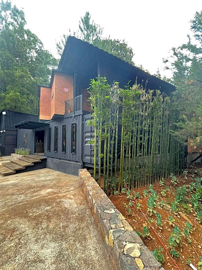 Hotel Oxú Solo adultos