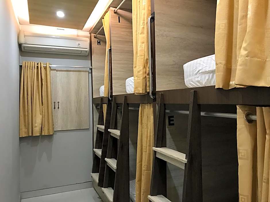 the Colour Hostel