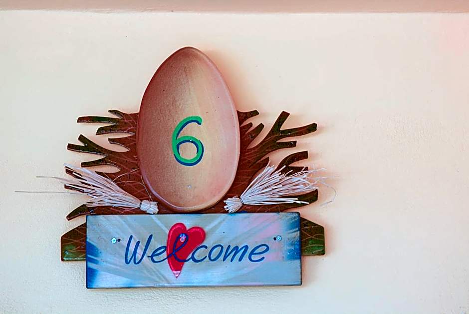 Rooster Guesthouse Rooms