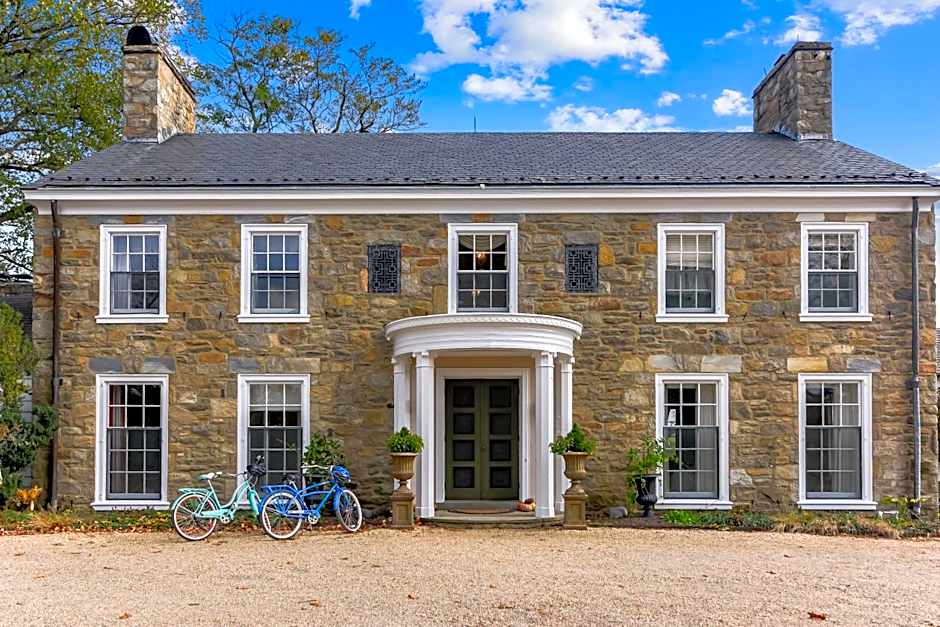 Goodstone Inn & Restaurant