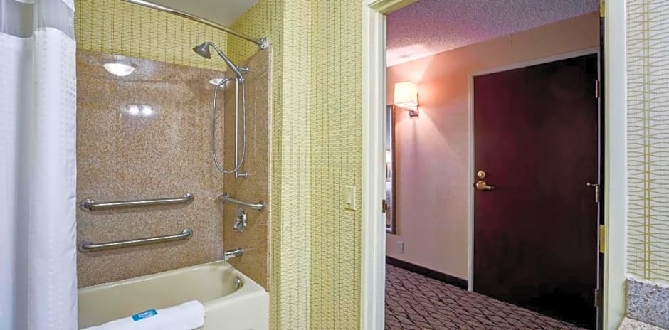 Holiday Inn Express Hotel & Suites Christiansburg By IHG