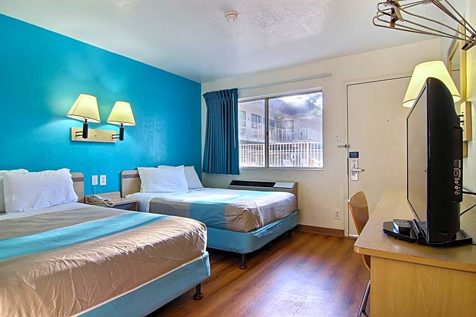Motel 6-Lubbock, TX
