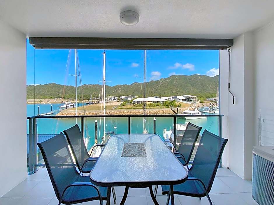 Blue on Blue Superior Studio Room 1241