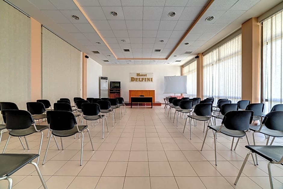 Delfini Hotel Patras