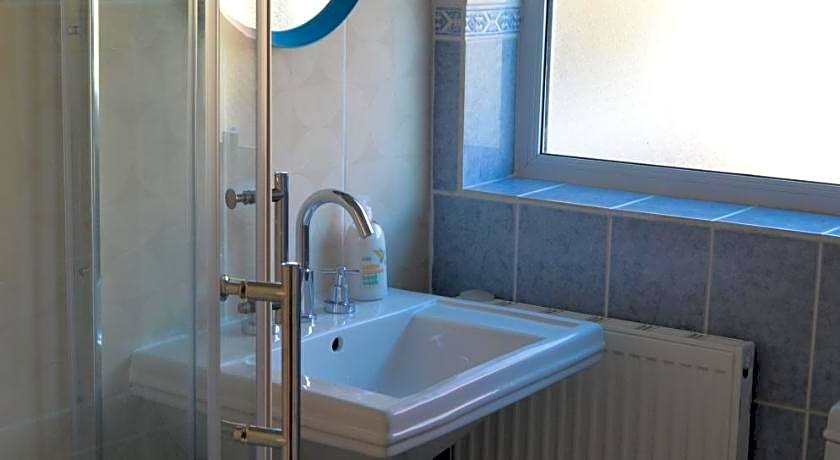 Old Trafford Guest House