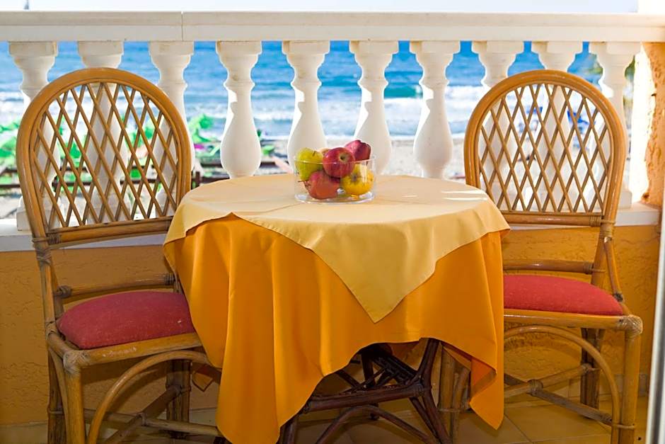 Birais Beach Studios