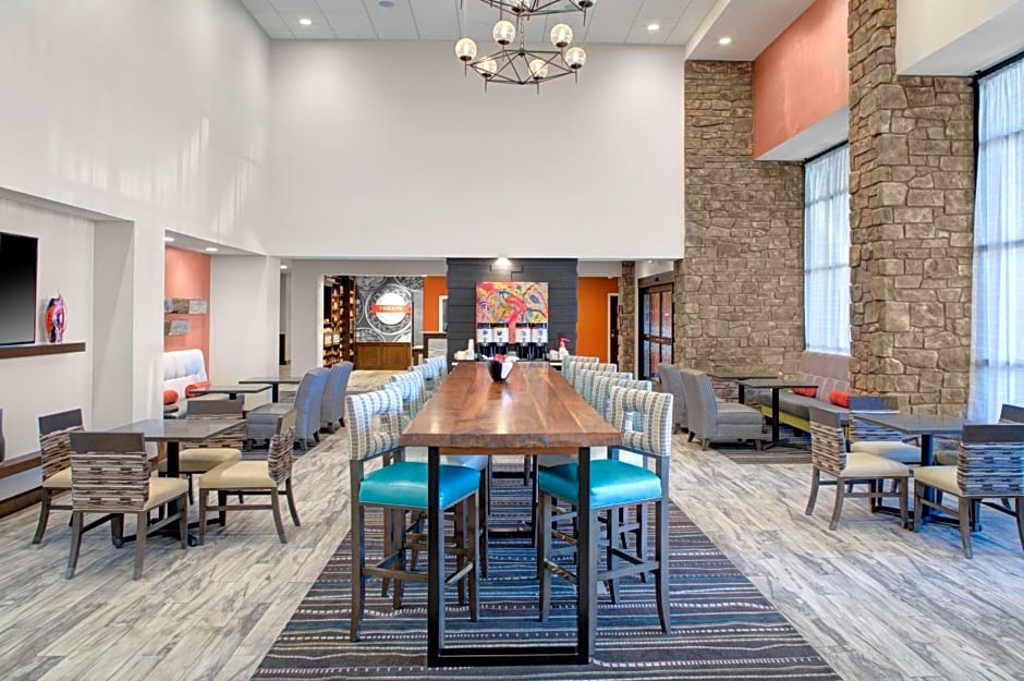 Hampton Inn Suites Flagstaff East
