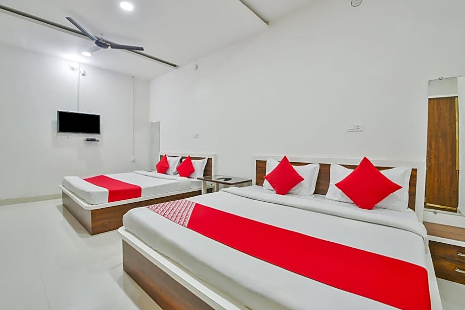 Photo 1 of 8 of Hotel O Regal Stay
