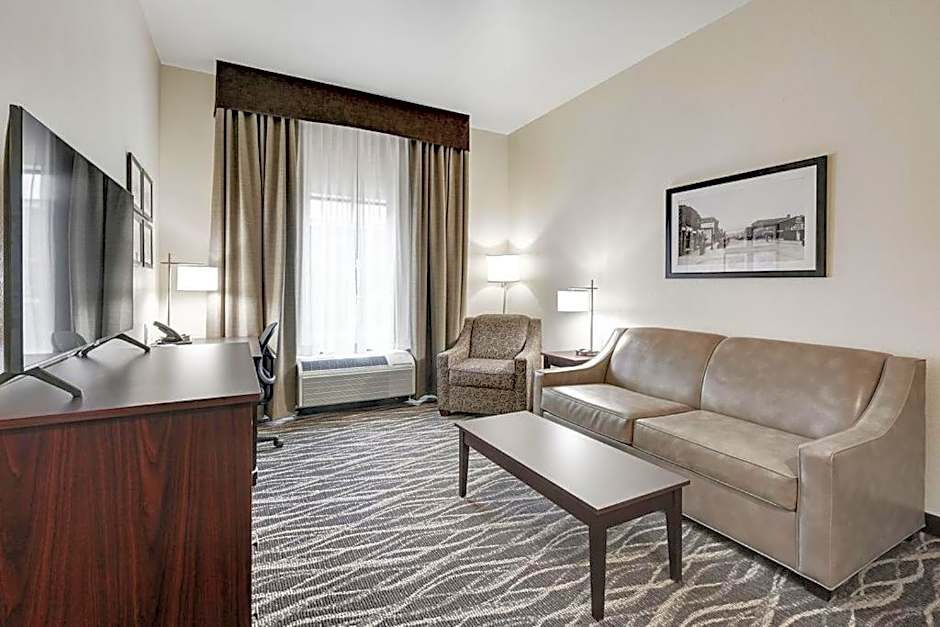 Cobblestone Hotel & Suites - Mosinee