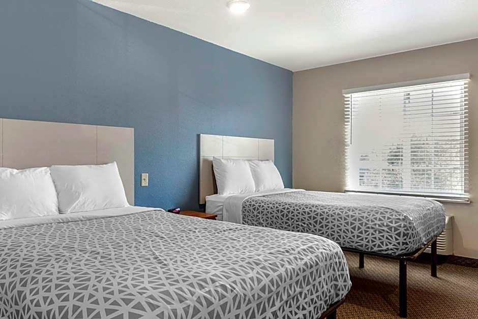 WoodSpring Suites Raleigh Garner