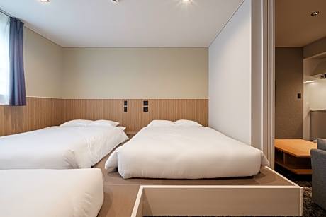 6 People Room - Bedroom