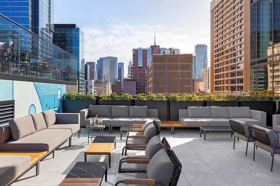 Le Meridien Melbourne