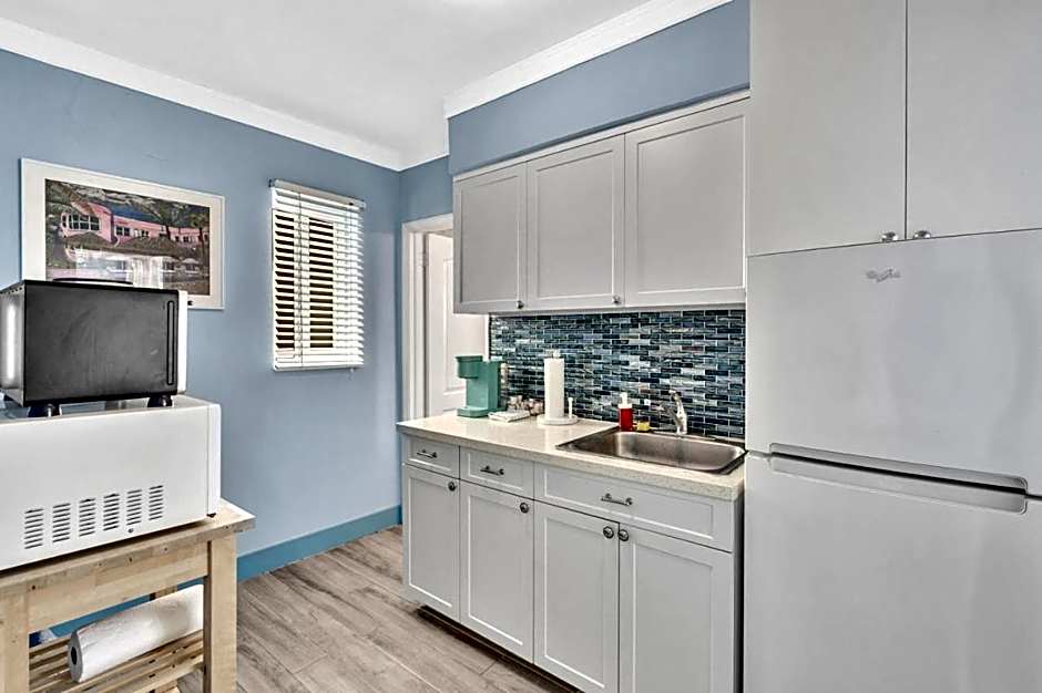 Walkabout 8 Tower Suite with Panoramic Ocean Views
