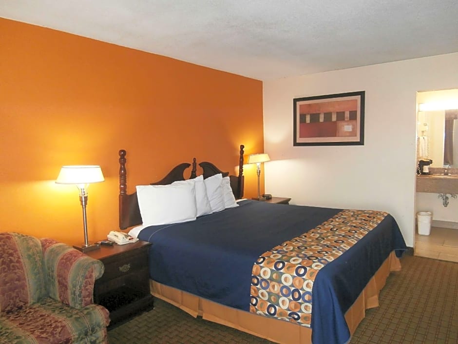 Americas Best Value Inn Newnan