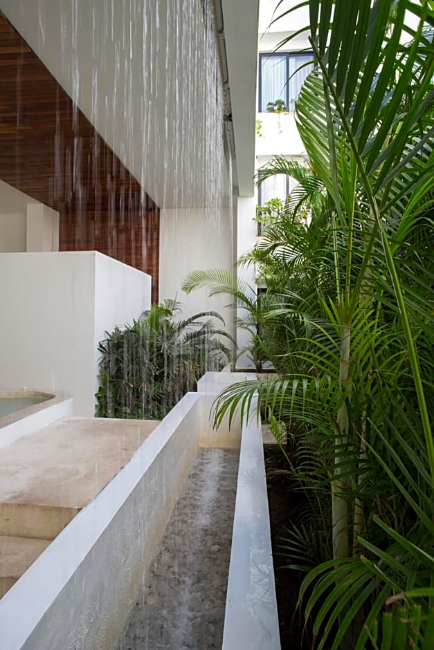 Anah Suites