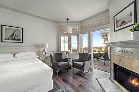 Pacific Edge Deluxe + Patio