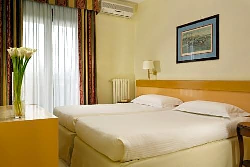 UNAWAY Hotel & Residence Quark Due Milano