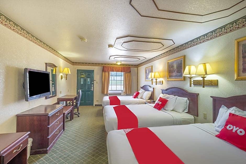 Three Rivers Executive Inn & Suites By OYO