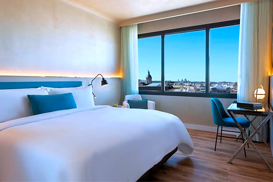 Renaissance by Marriott Barcelona Hotel