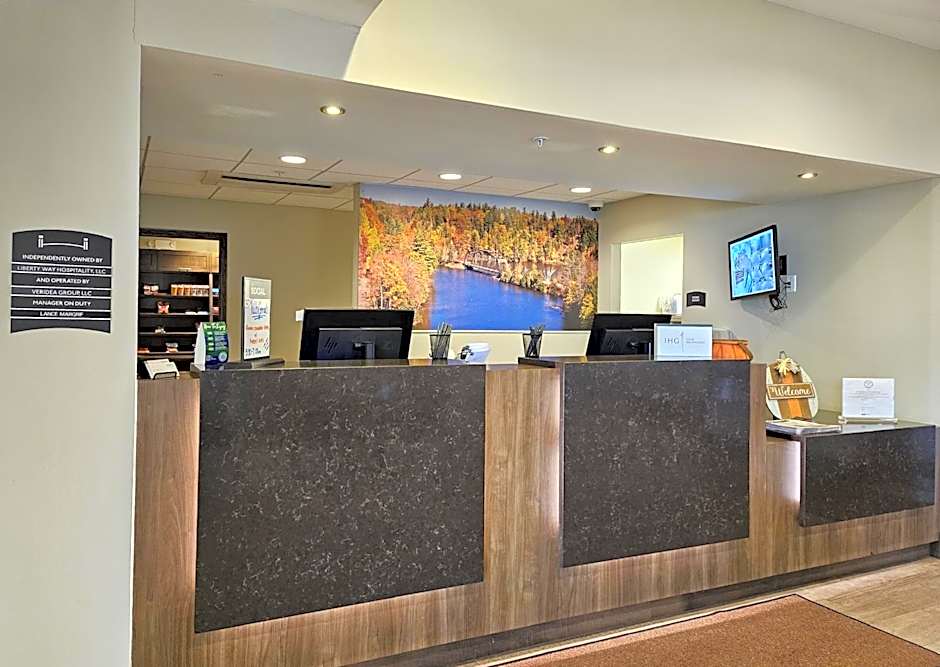 Staybridge Suites Marquette By IHG
