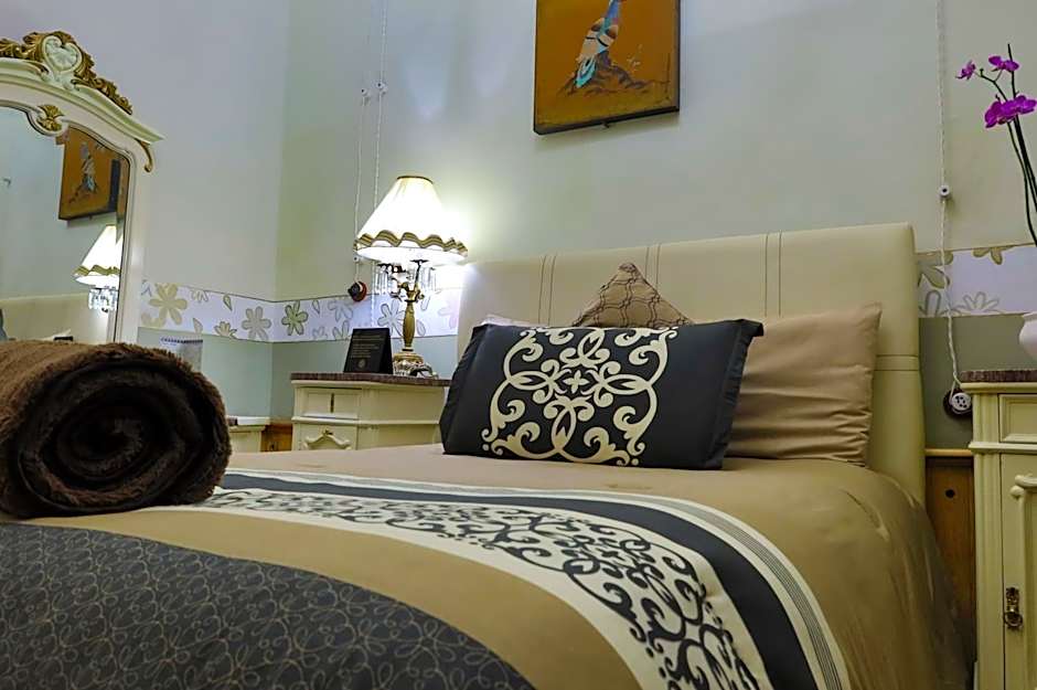 Azcami Boutique Hotel