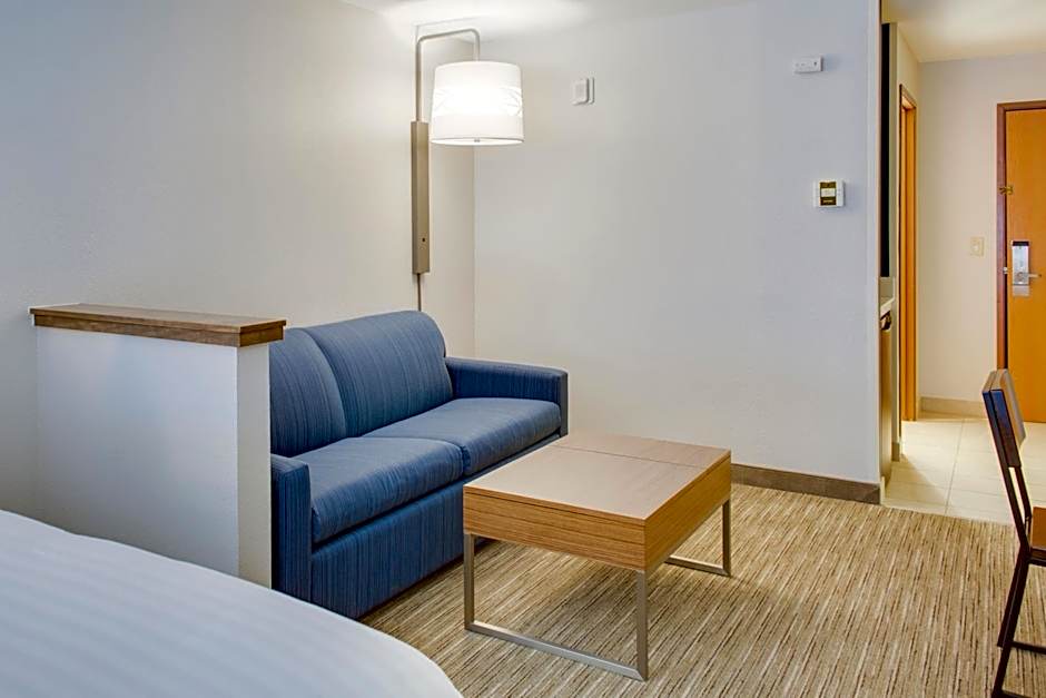 Holiday Inn Express Hotel & Suites Chickasha By IHG