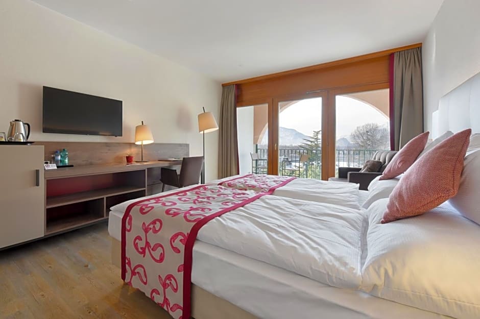 Photo 1 of 5 of Deluxe Double Room