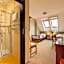 Stara Szkoła Boutique Hotel