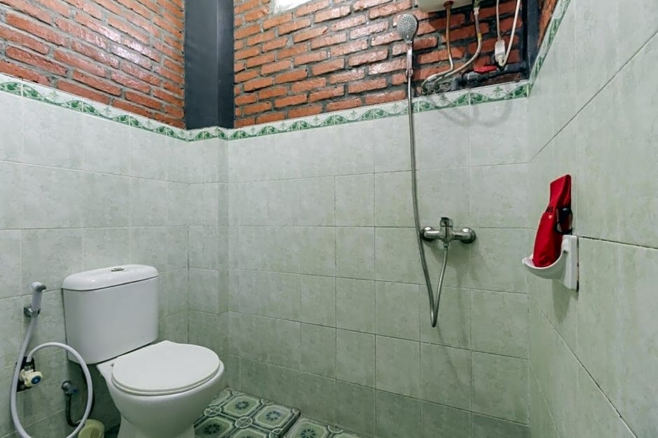 RedDoorz Plus Syariah @ Ampera Raya