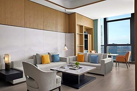 Executive King Suite with Club Lounge Access