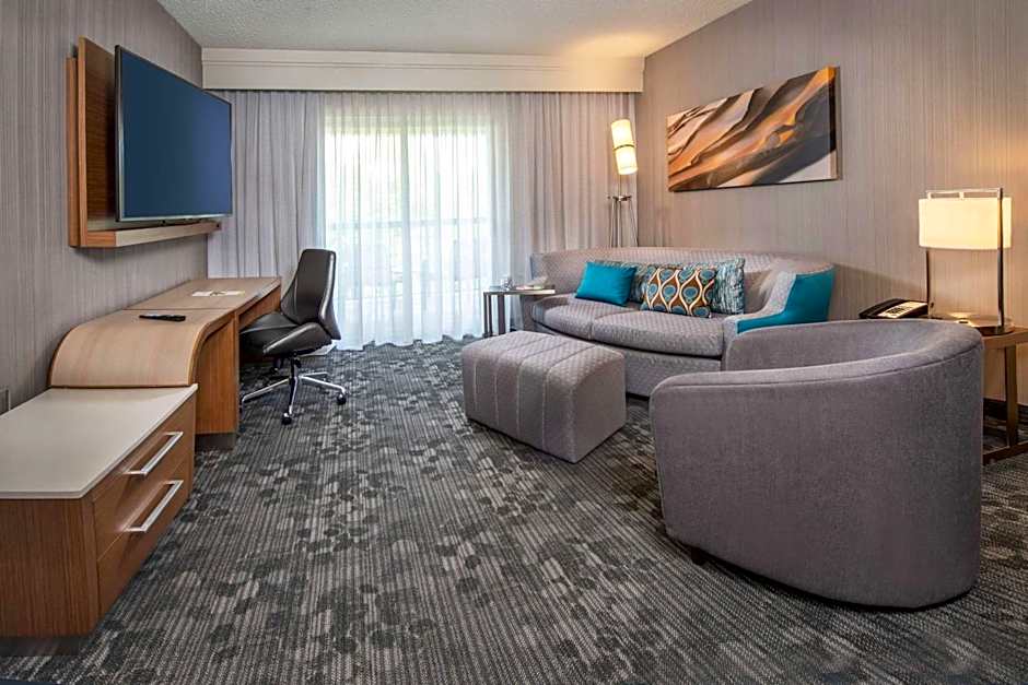 Sonesta Select Allentown Bethlehem Airport