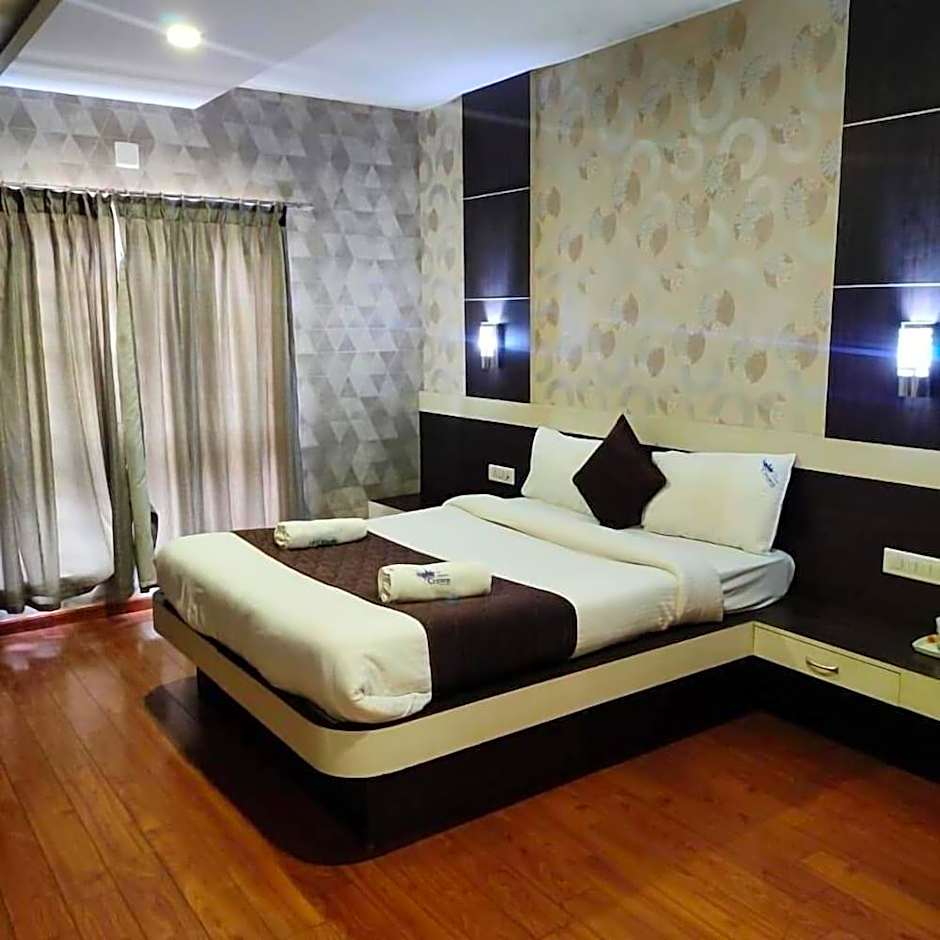 The Majestic Crown Hotel