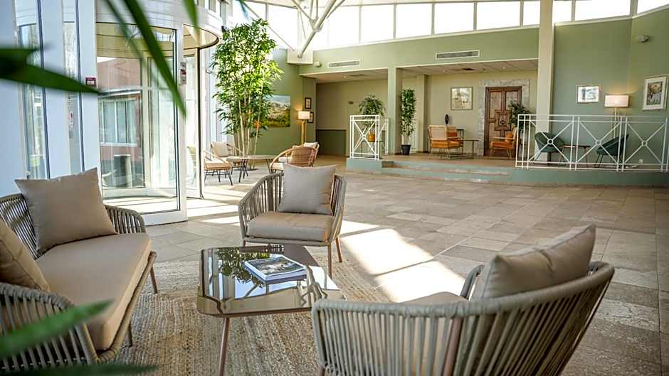 Hotel Mount Venturi - Aix-En-Provence Sainte-Victoire - Bar & Restaurant & Padel