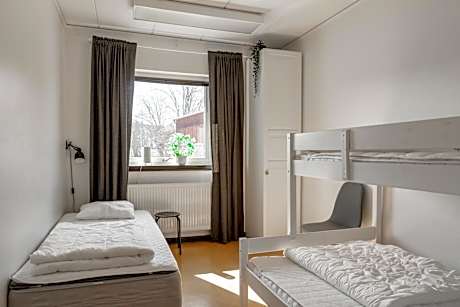 Triple Room with Shared Bathroom