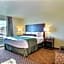 Cobblestone Hotel & Suites - McCook