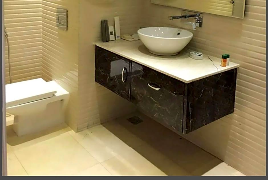 Hotel Signature Grand