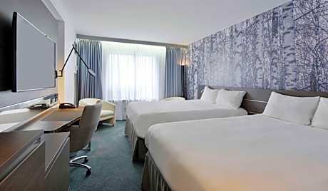 DoubleTree by Hilton Ottawa Downtown