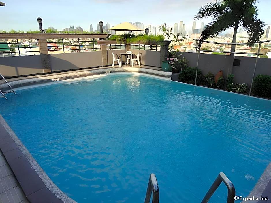 Urban Travellers Hotel