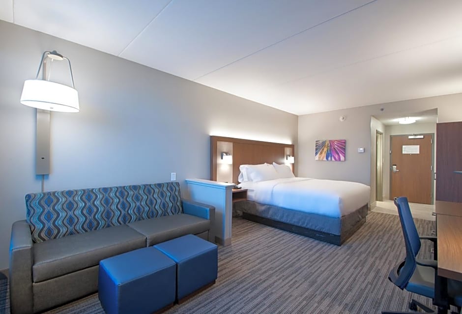 Holiday Inn Express Quantico - Stafford, an IHG Hotel