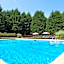 Le Manoir Hotel