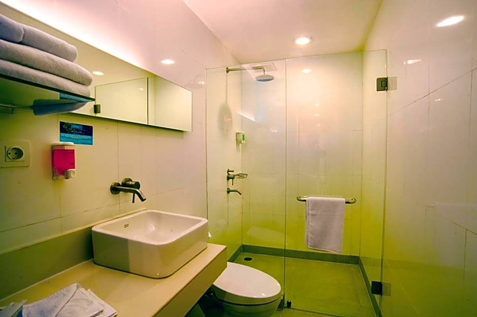 Idoop Hotel by Prasanthi