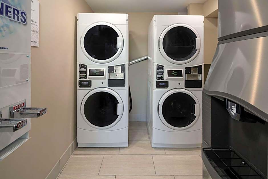 Ramada by Wyndham Modesto Yosemite Area