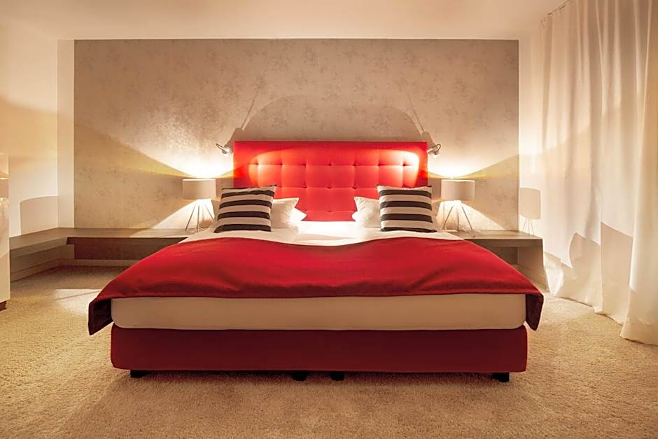 Boardinghouse by M&K