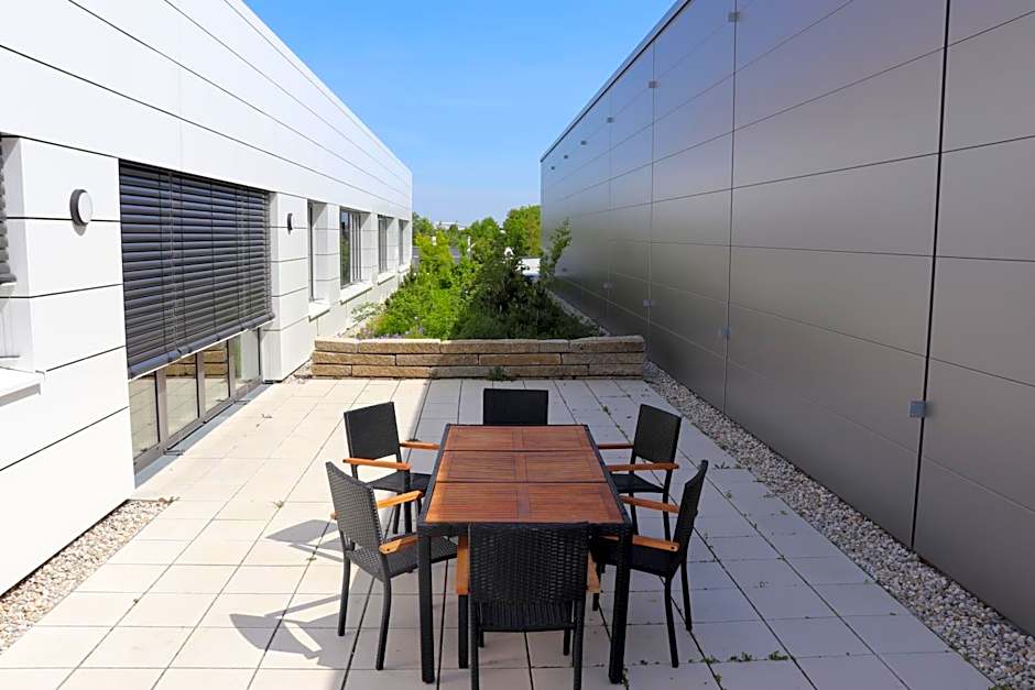 Hotel Garni Fischerfleck in Ismaning near Munich