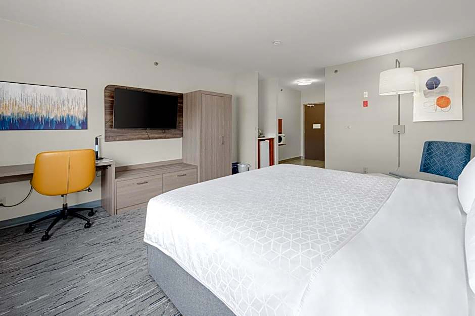 Holiday Inn Express Hotel & Suites-Edmonton South By IHG