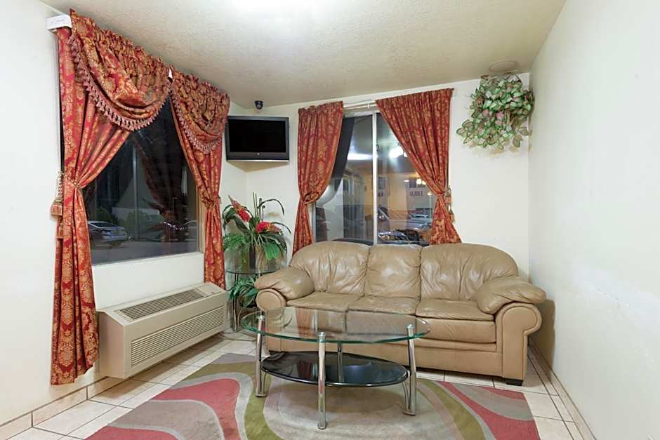 Super 8 by Wyndham Bernalillo