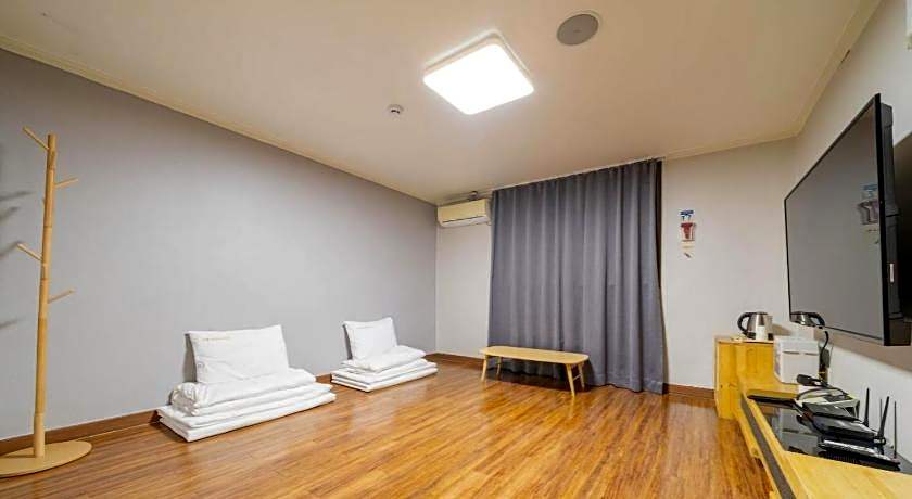 Donghae Gloria Hotel